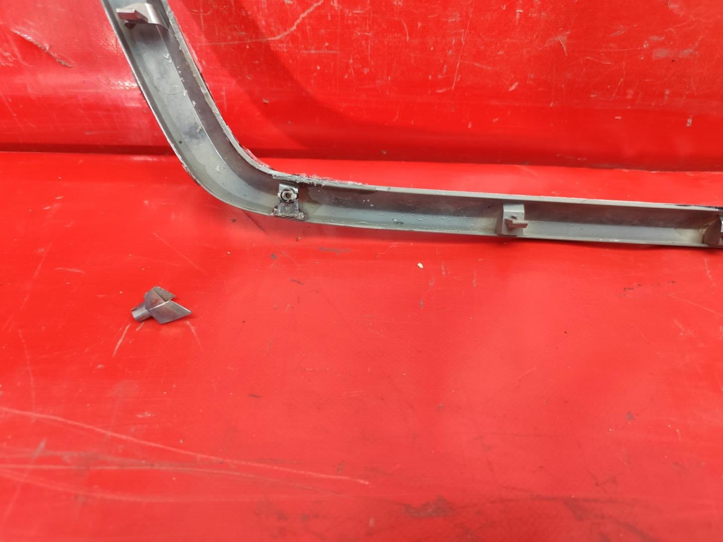 Накладка на решетку радиатора