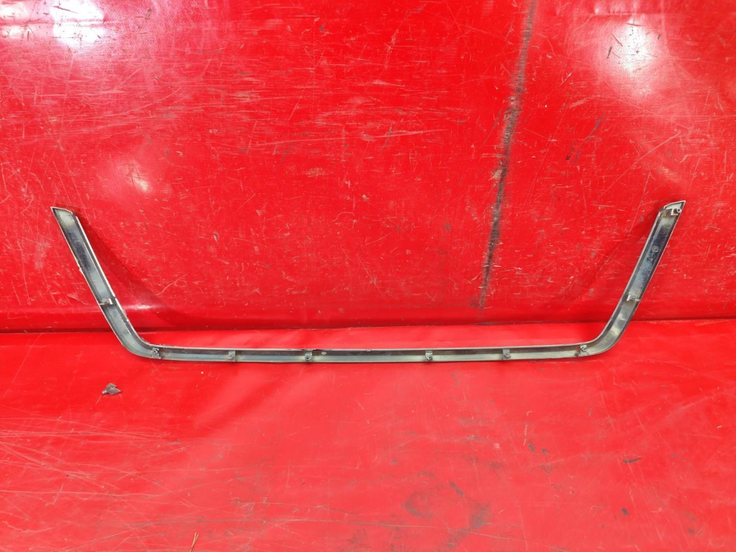 Накладка на решетку радиатора