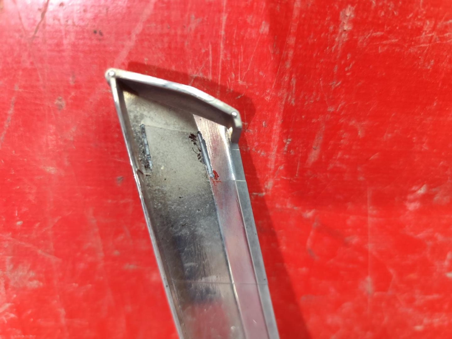 Накладка на решетку радиатора