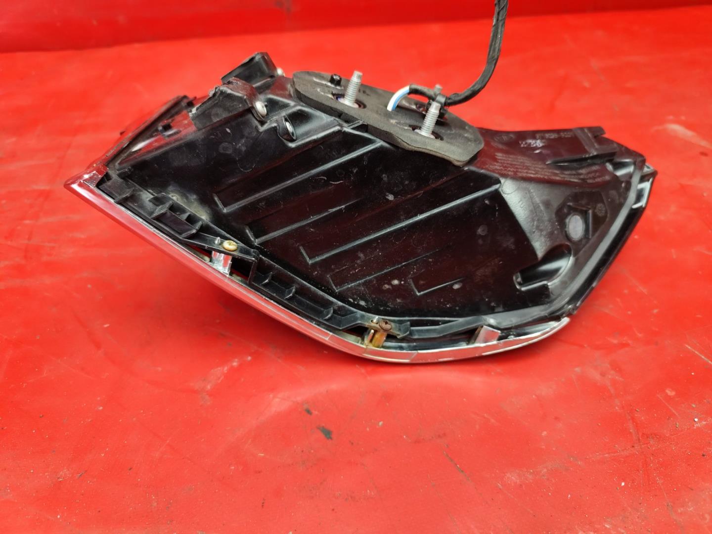 Фонарь задний