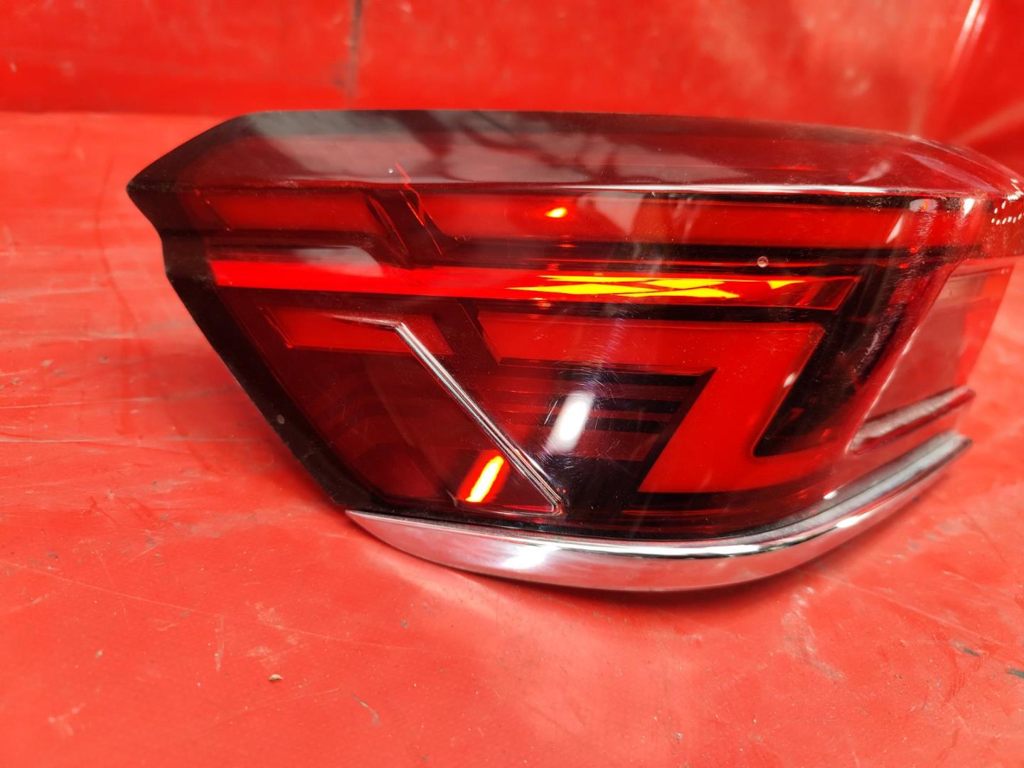 Фонарь задний