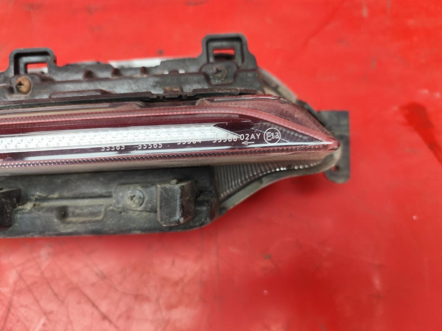 Фара дневного света (ходовые огни)