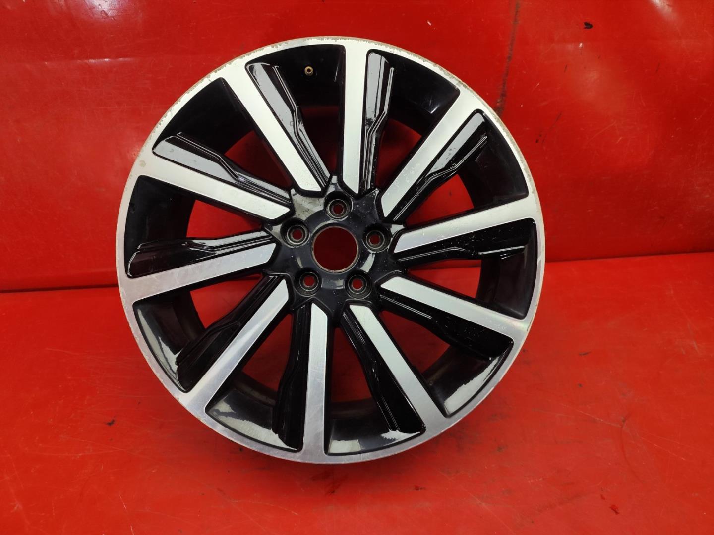 Диск колесный литой легкий сплав