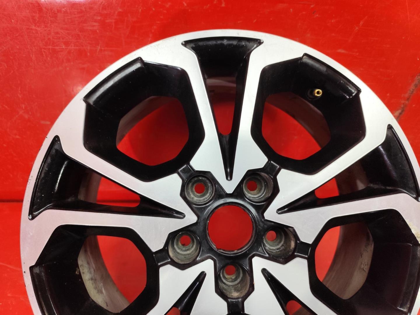 Диск колесный литой легкий сплав