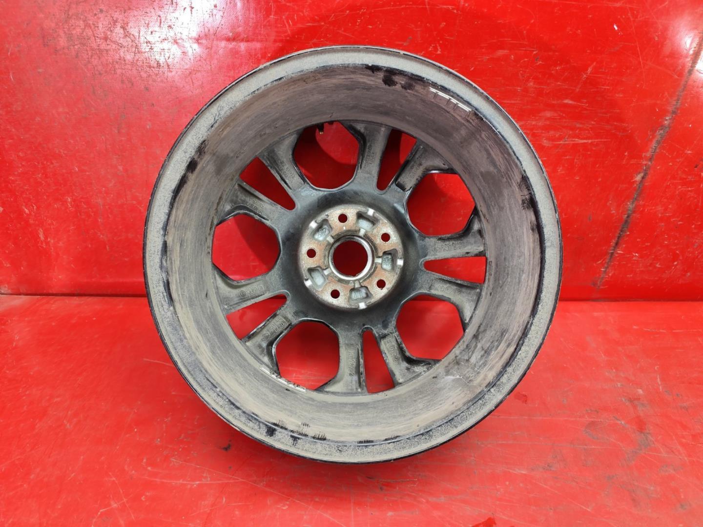 Диск колесный литой легкий сплав