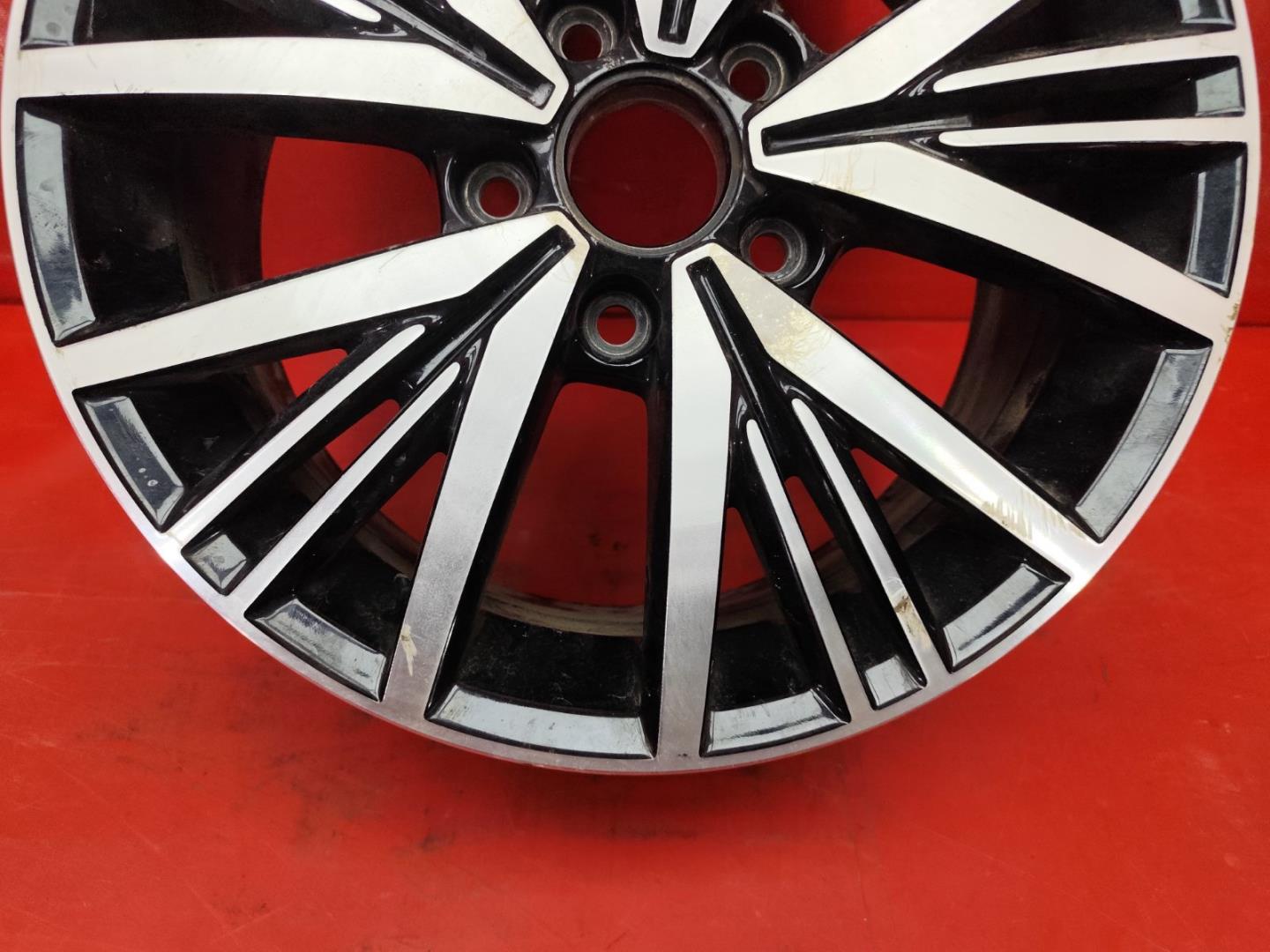 Диск колесный литой легкий сплав