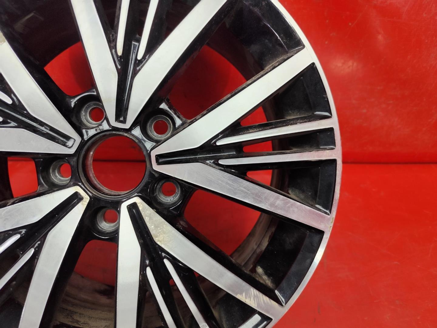 Диск колесный литой легкий сплав