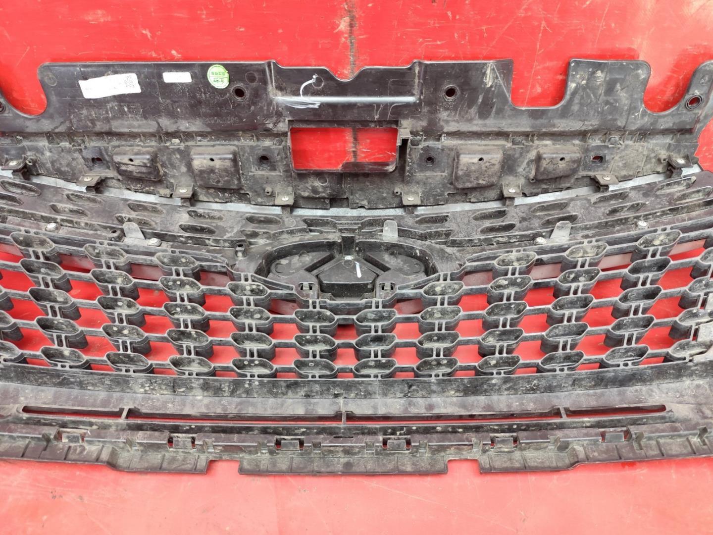 Решетка радиатора