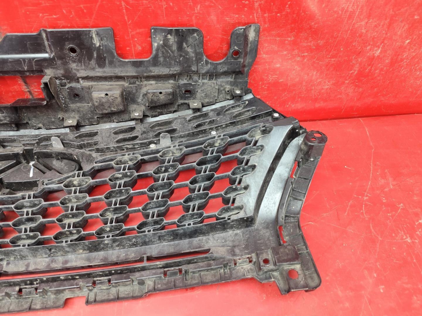 Решетка радиатора