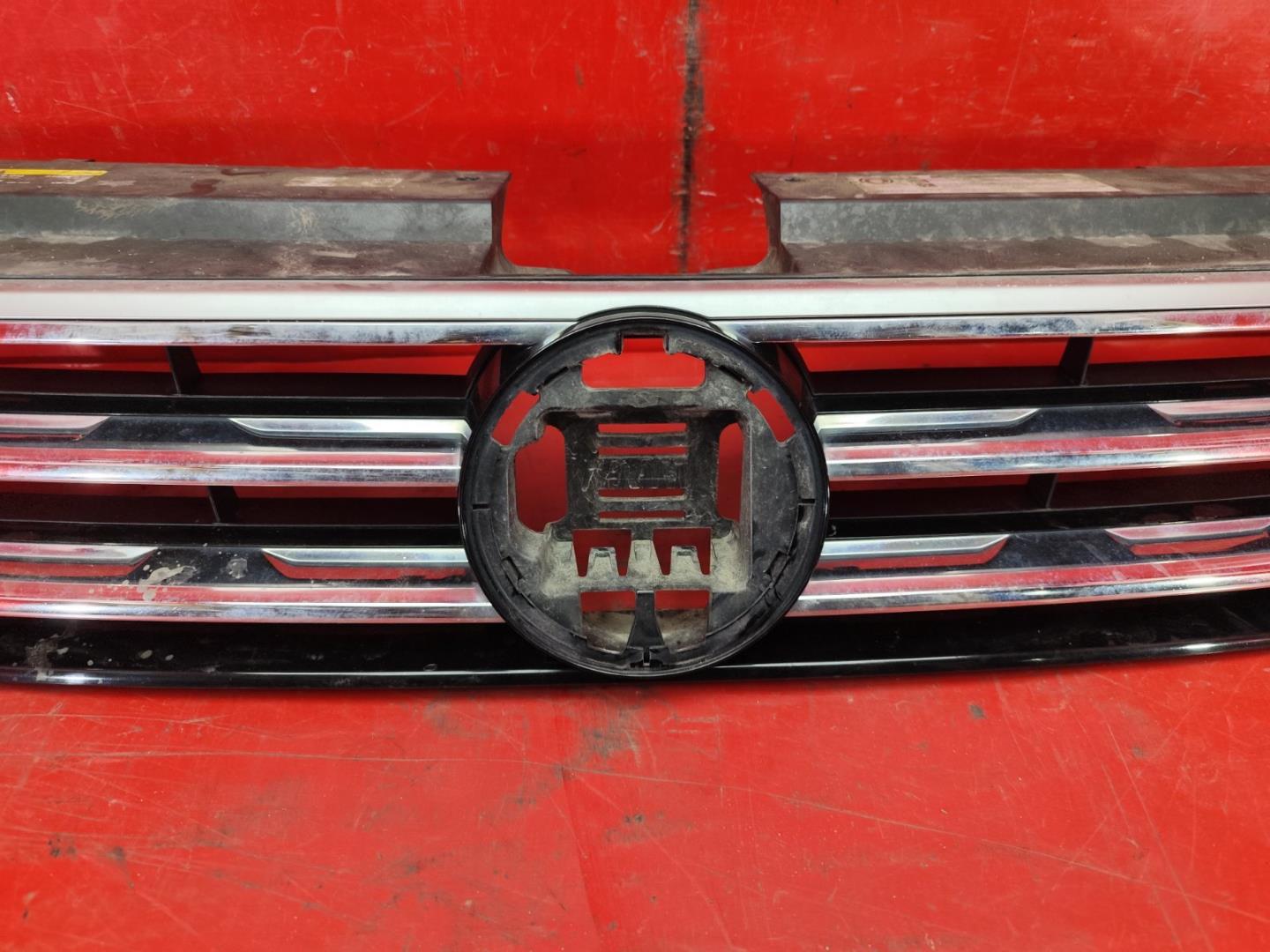 Решетка радиатора