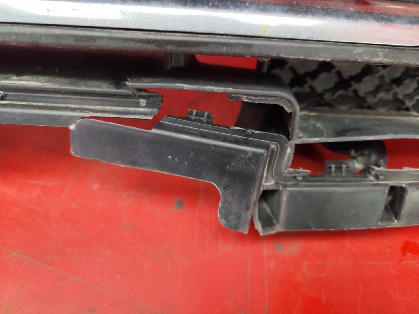 Решетка радиатора