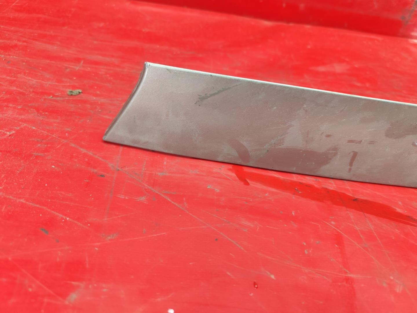 Накладка крышки багажника