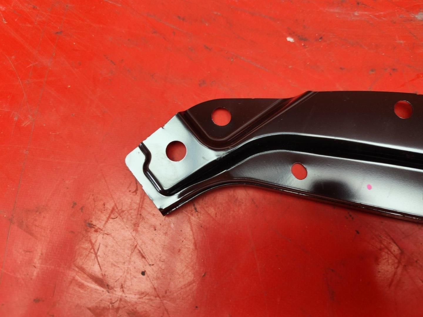 Кронштейн крепления фары