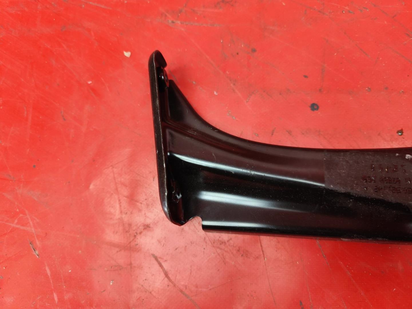 Кронштейн крепления крыла