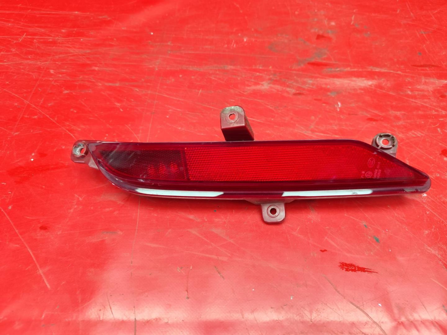 Фонарь задний