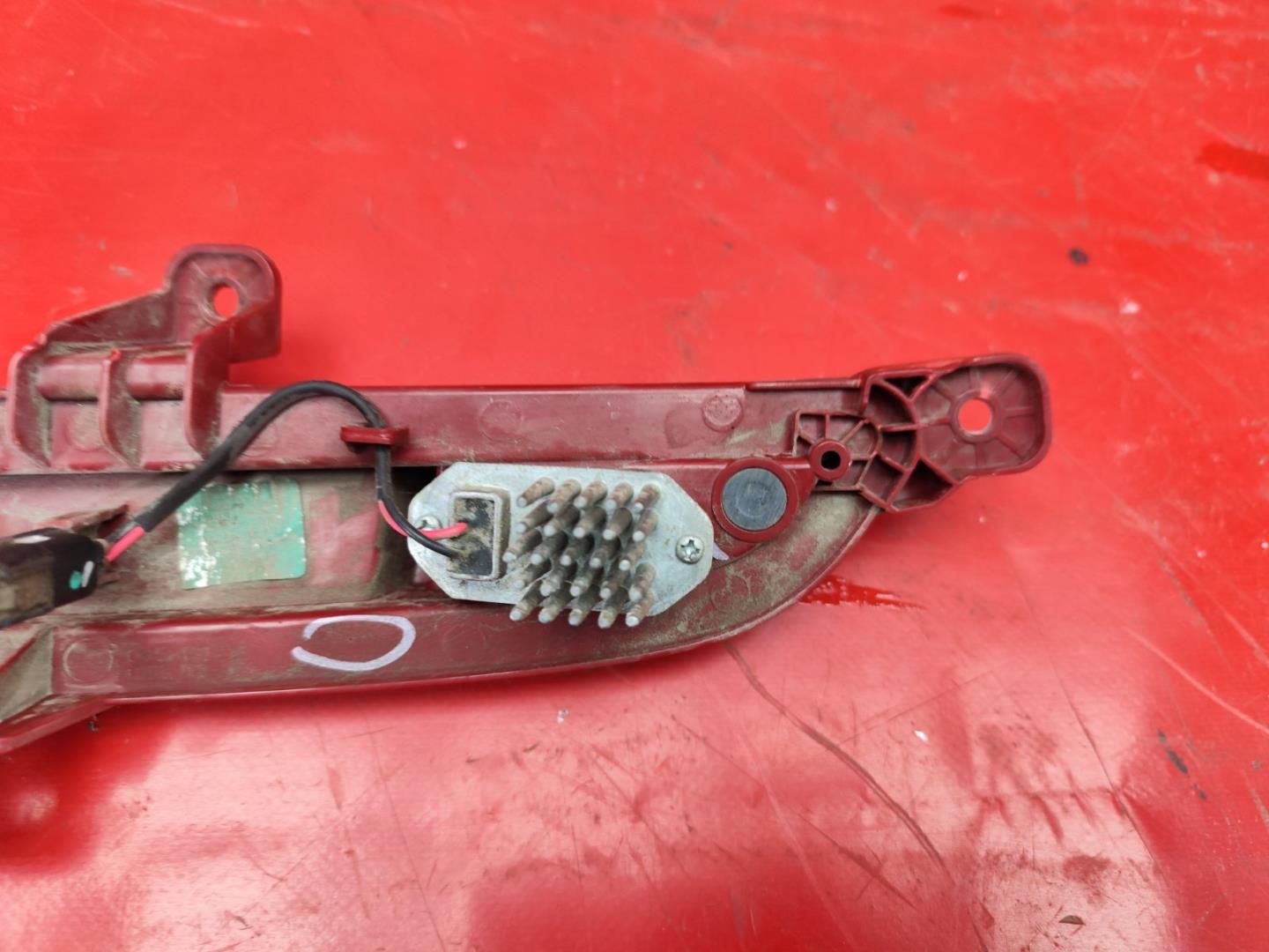 Фонарь задний