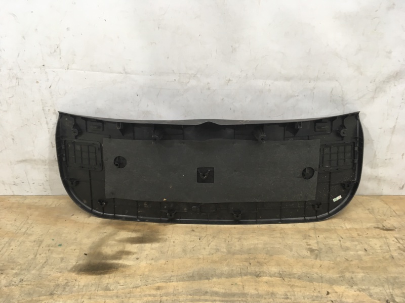 Обшивка багажника