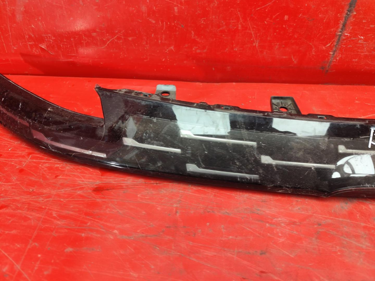 Накладка на решетку радиатора