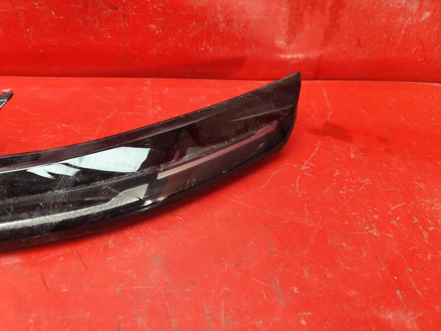 Накладка на решетку радиатора