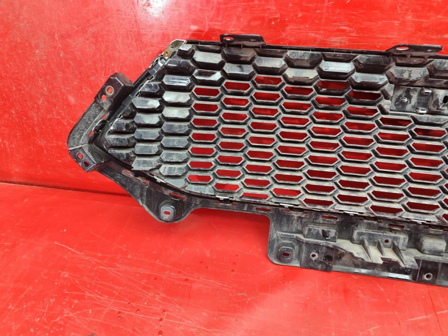 Решетка радиатора