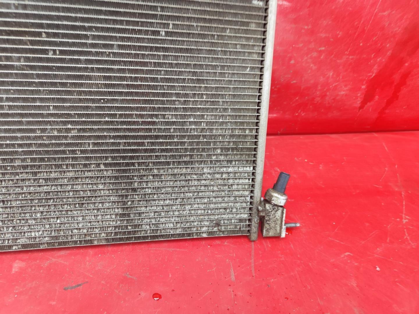 Радиатор кондиционера / конденсер