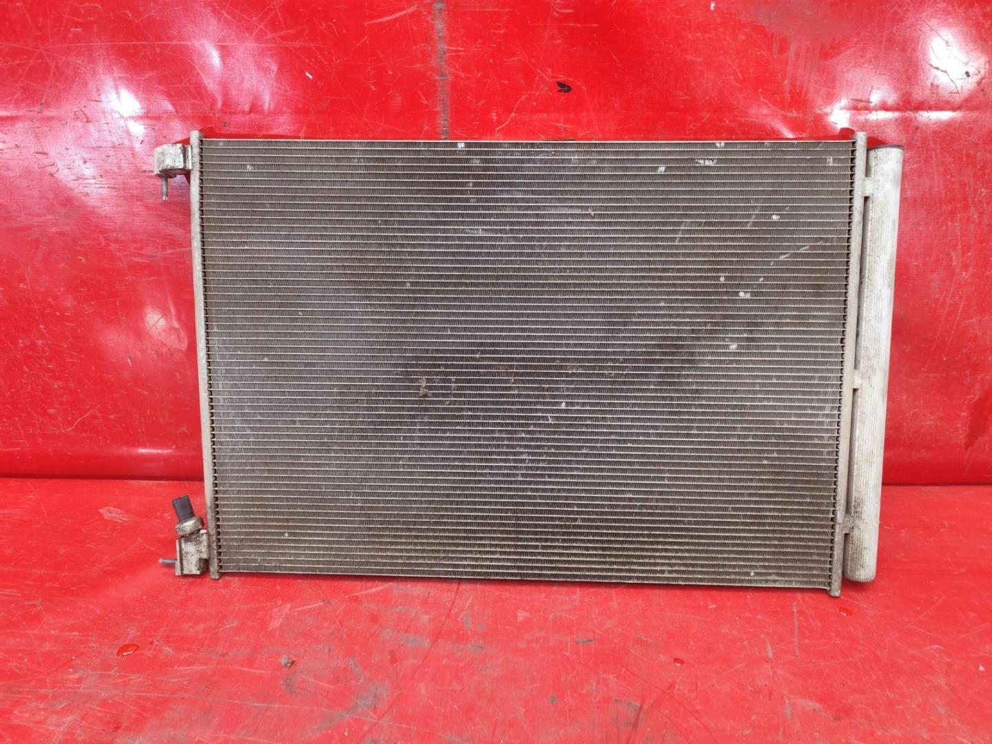 Радиатор кондиционера / конденсер