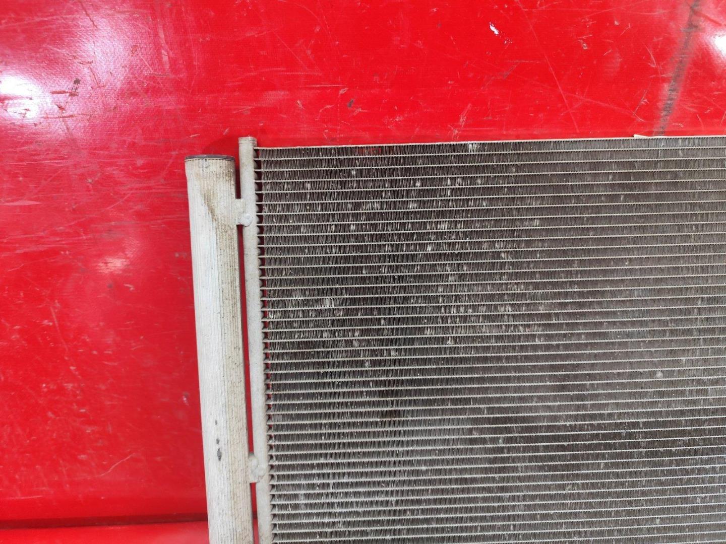 Радиатор кондиционера / конденсер