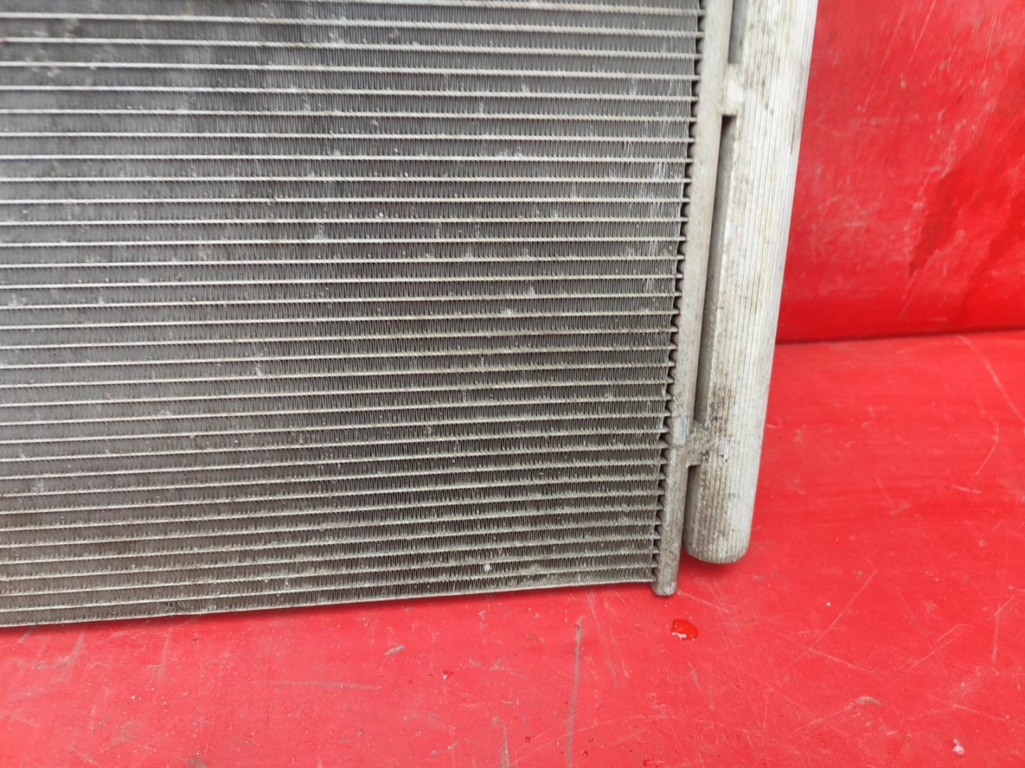 Радиатор кондиционера / конденсер