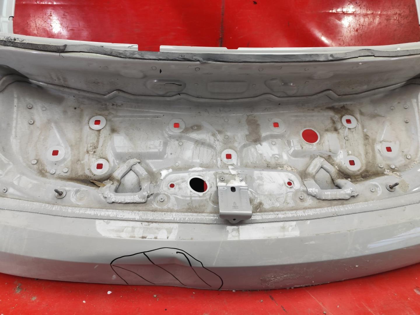 Крышка багажника