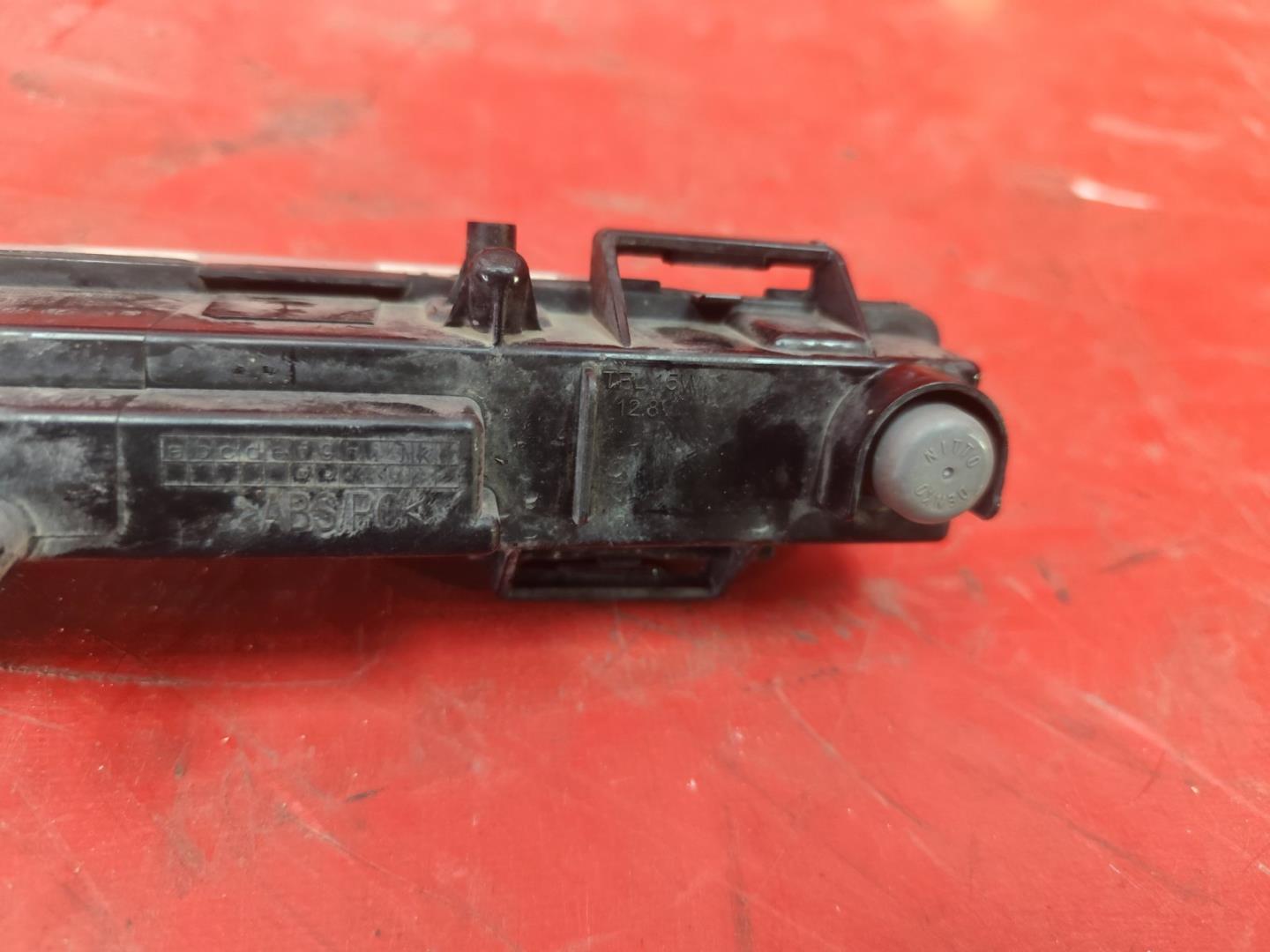 Фара дневного света (ходовые огни)