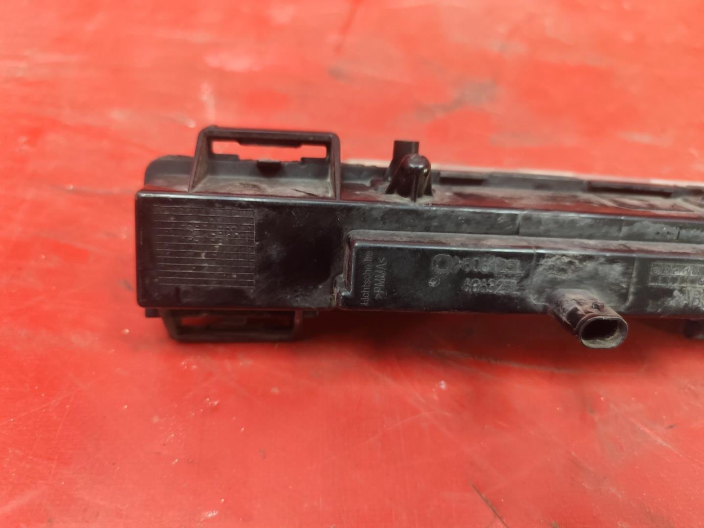 Фара дневного света (ходовые огни)