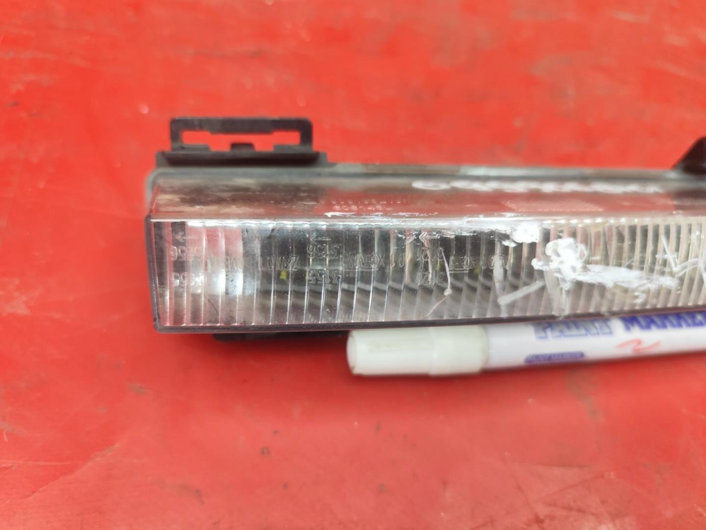 Фара дневного света (ходовые огни)