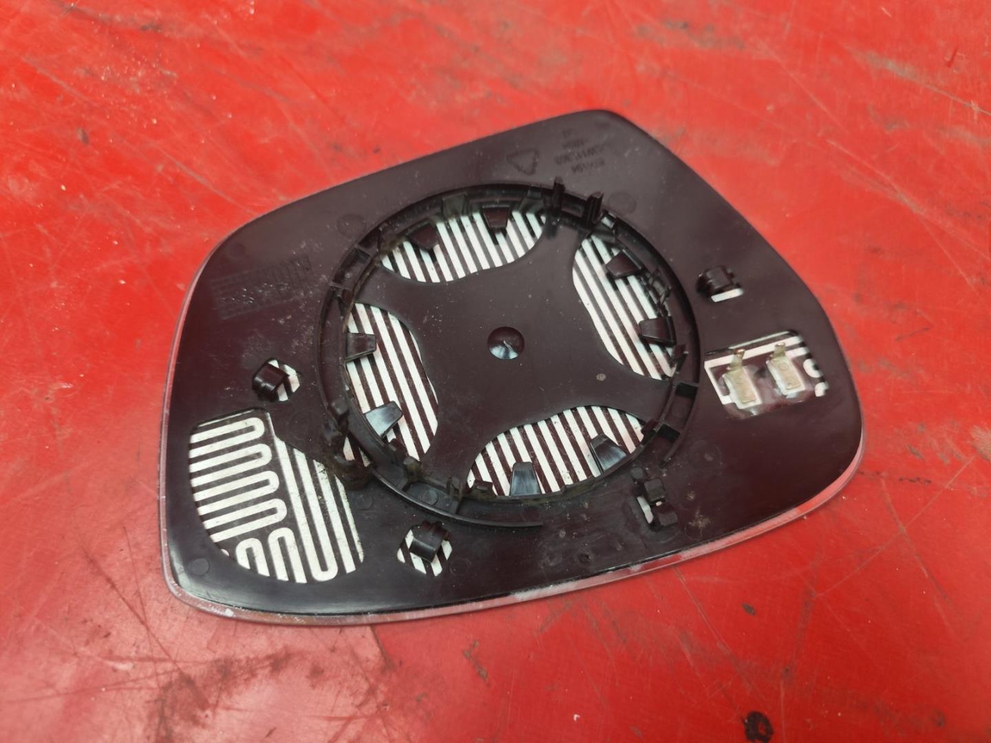 Стекло зеркала