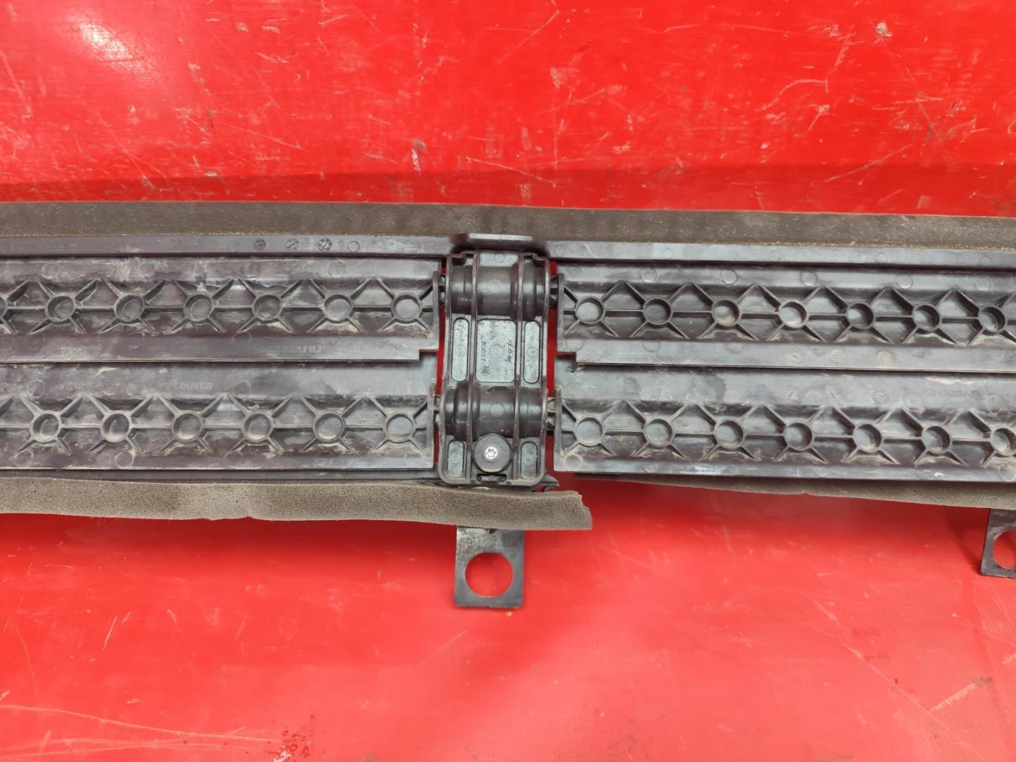 Жалюзи (воздуховод) бампера переднего