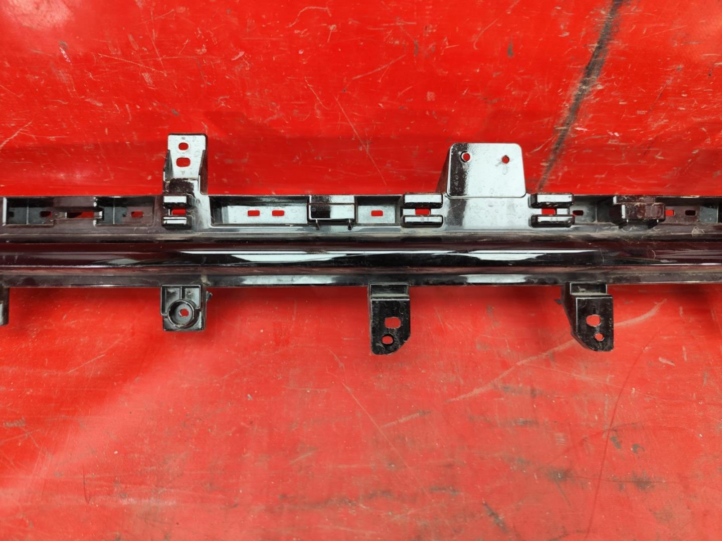 Накладка на решетку радиатора