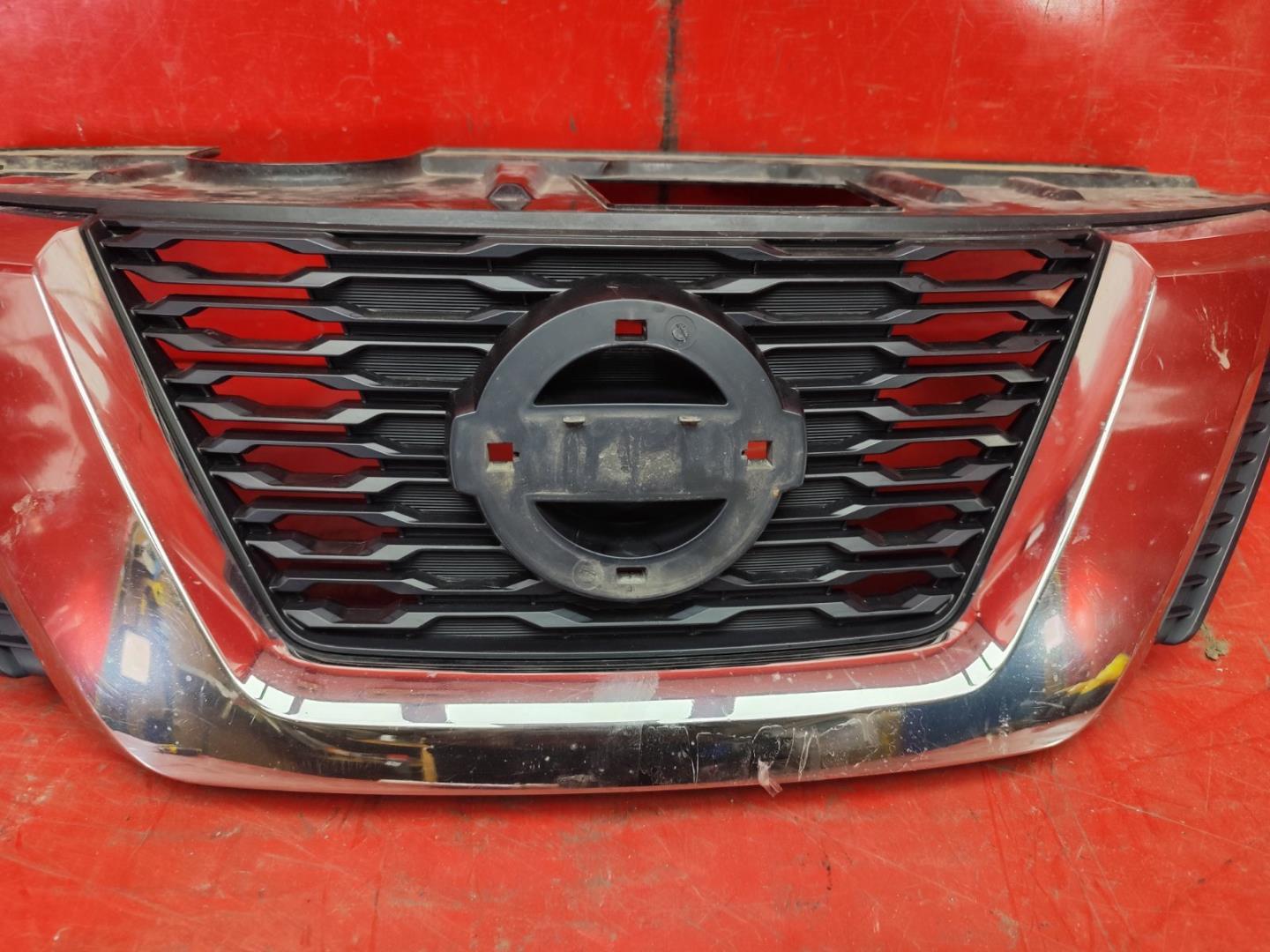 Решетка радиатора