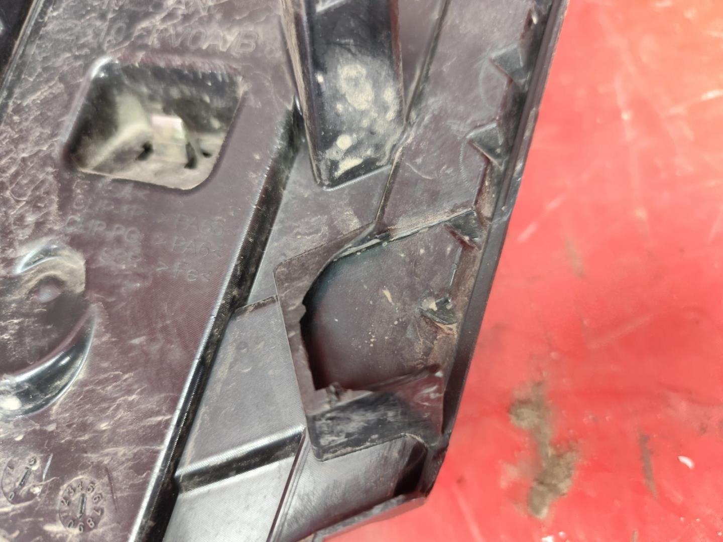 Решетка радиатора