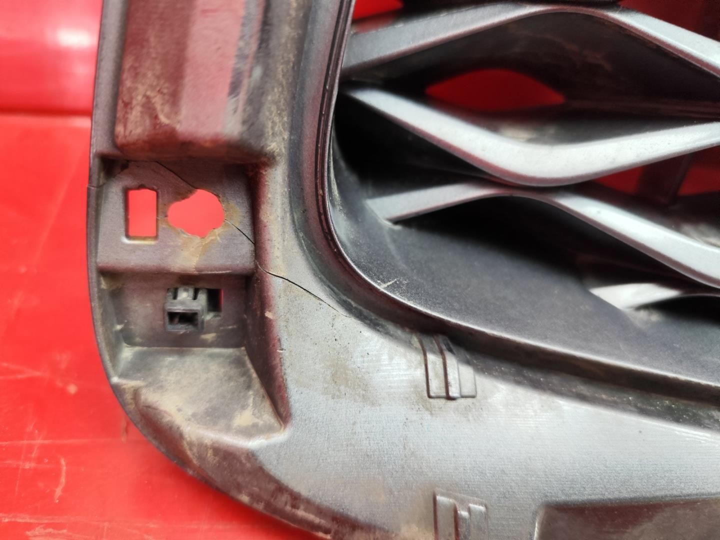 Решетка радиатора