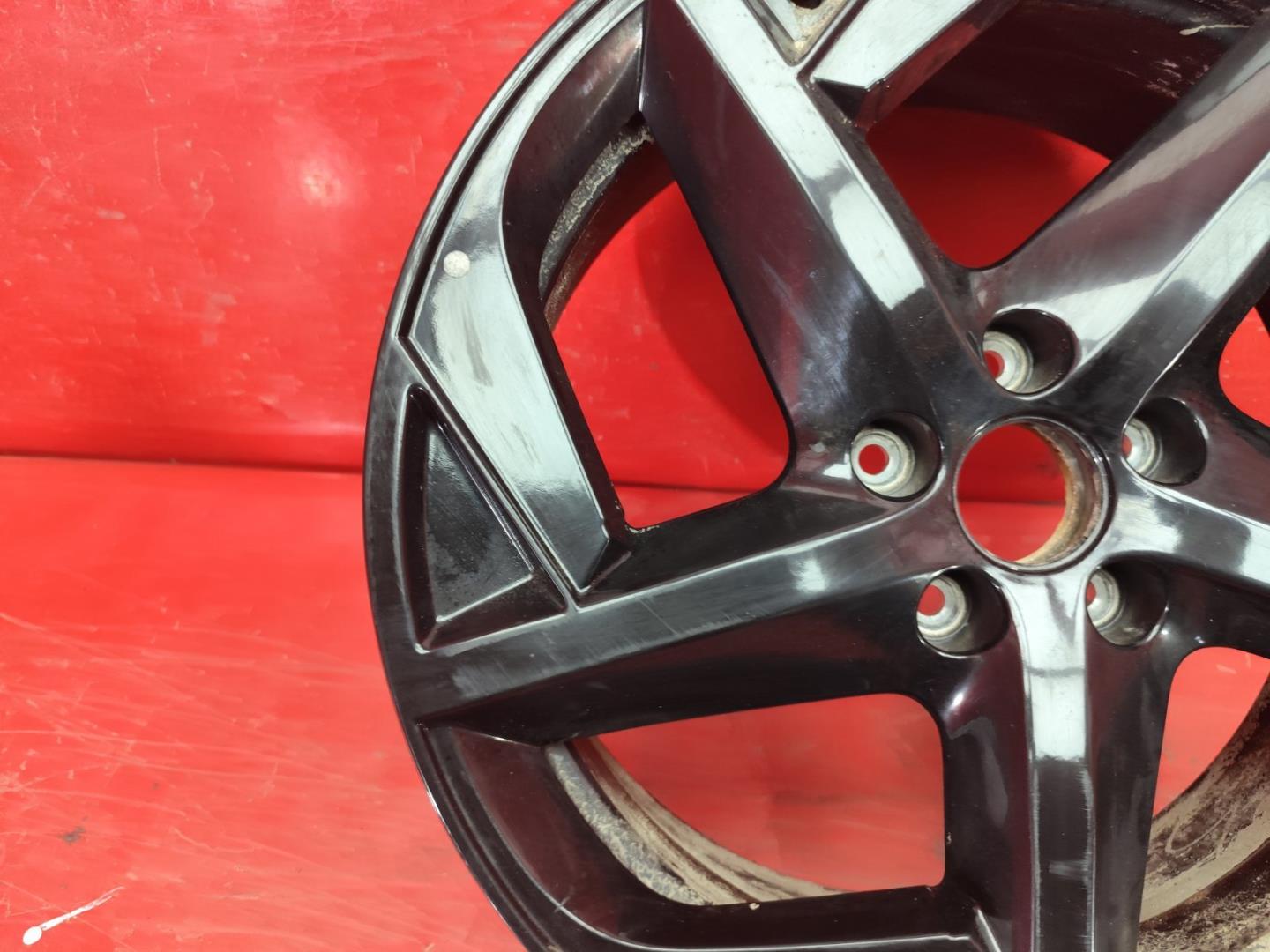 Диск колесный литой легкий сплав