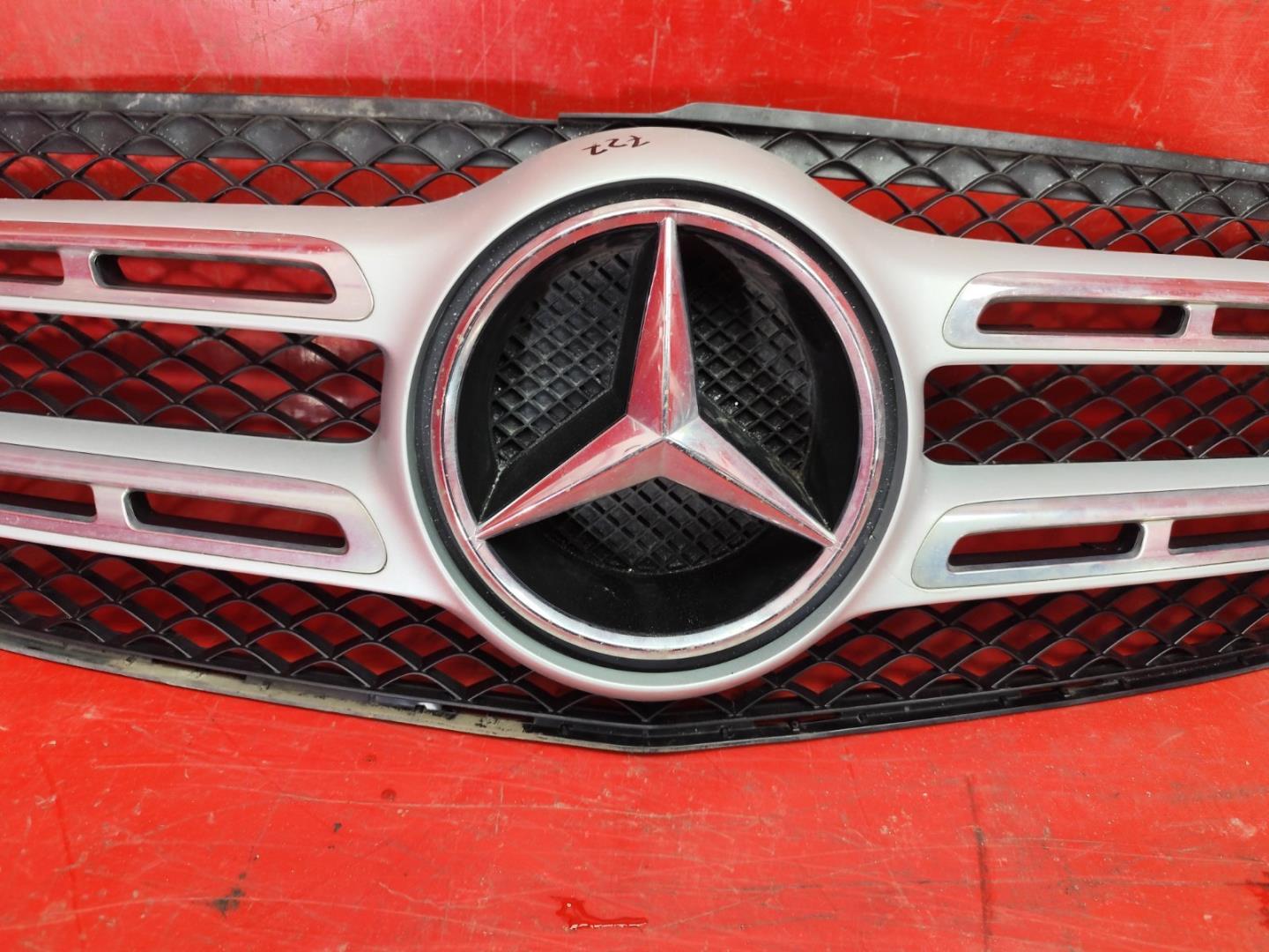 Решетка радиатора