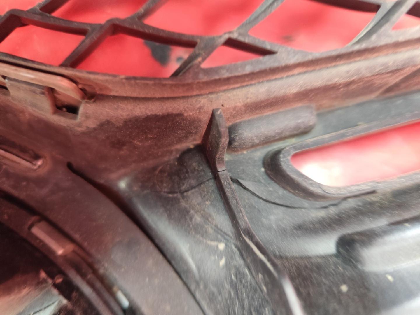 Решетка радиатора