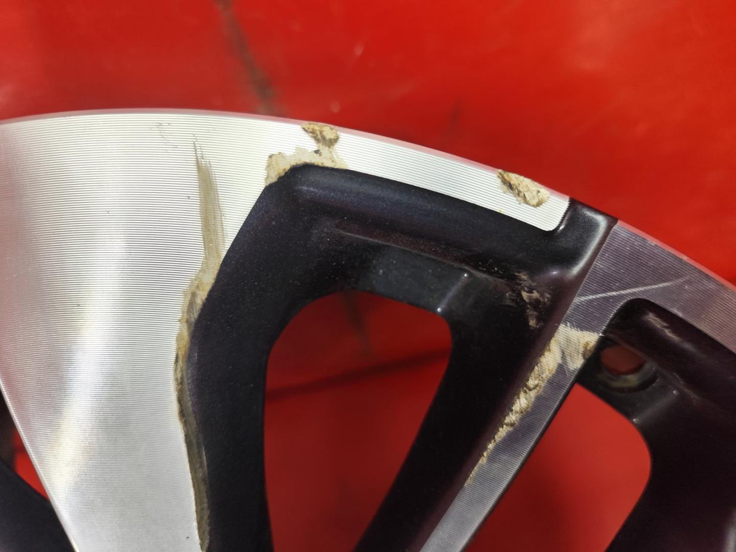 Диск колесный литой легкий сплав