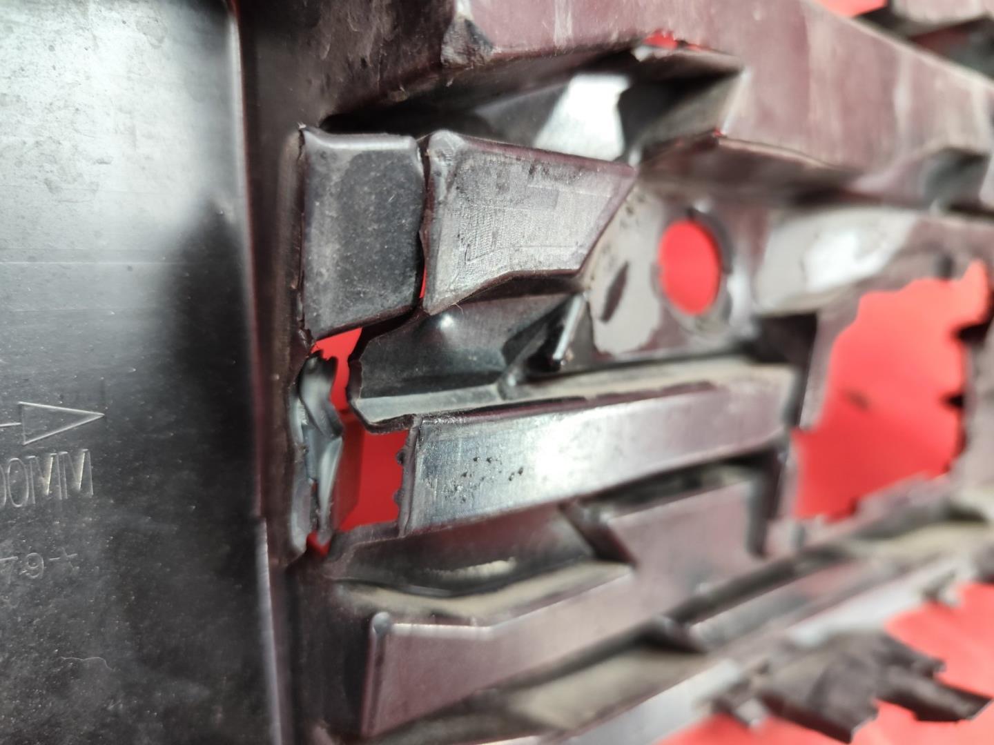 Решетка радиатора