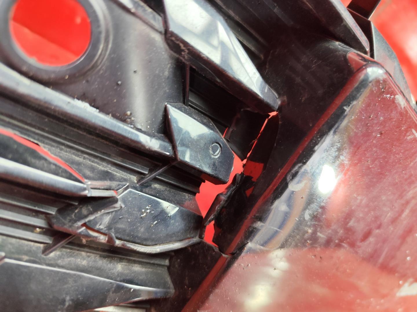 Решетка радиатора