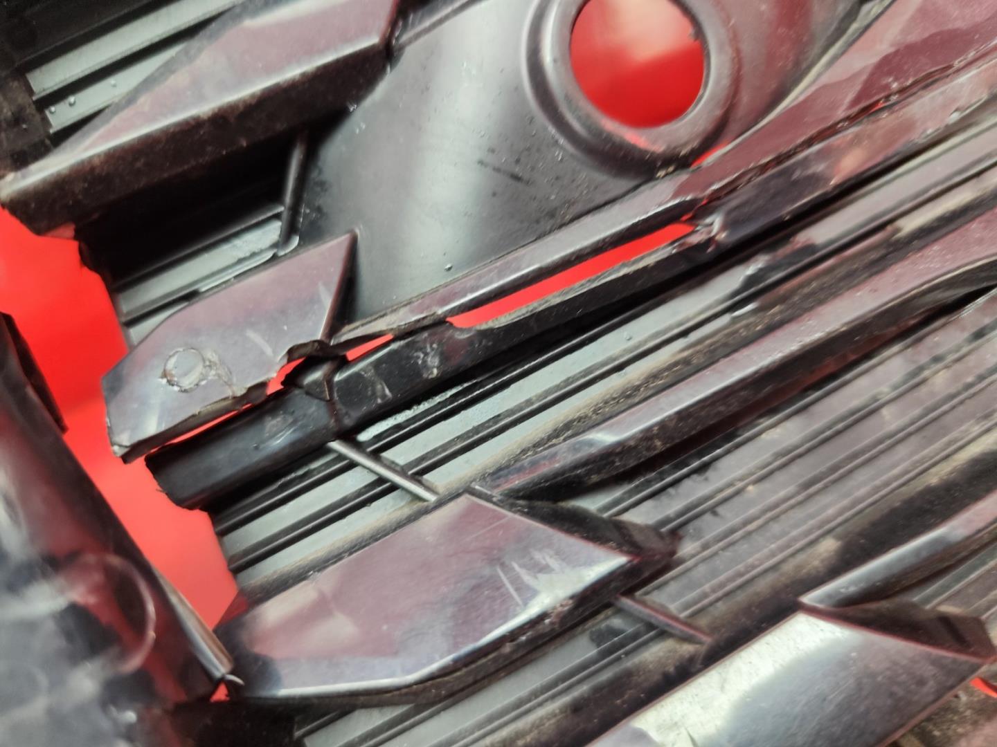 Решетка радиатора