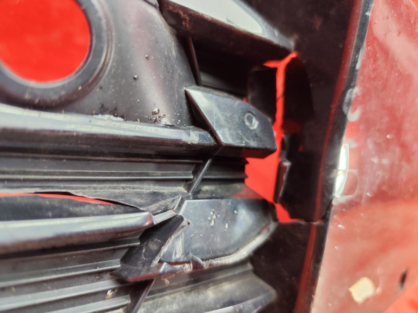 Решетка радиатора