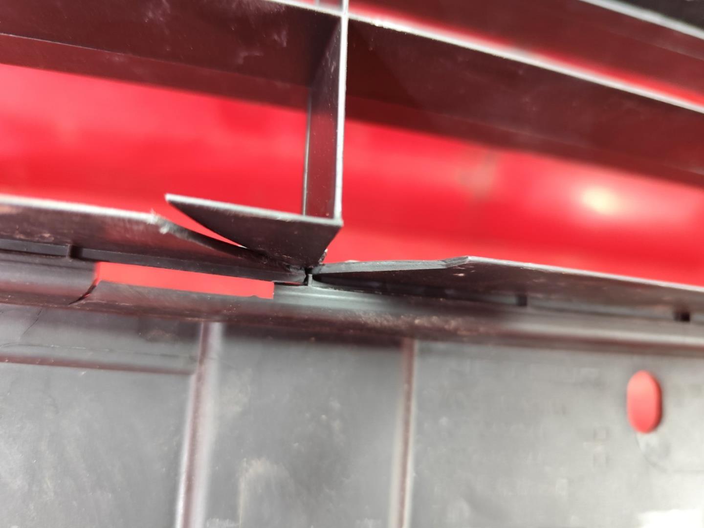 Решетка радиатора