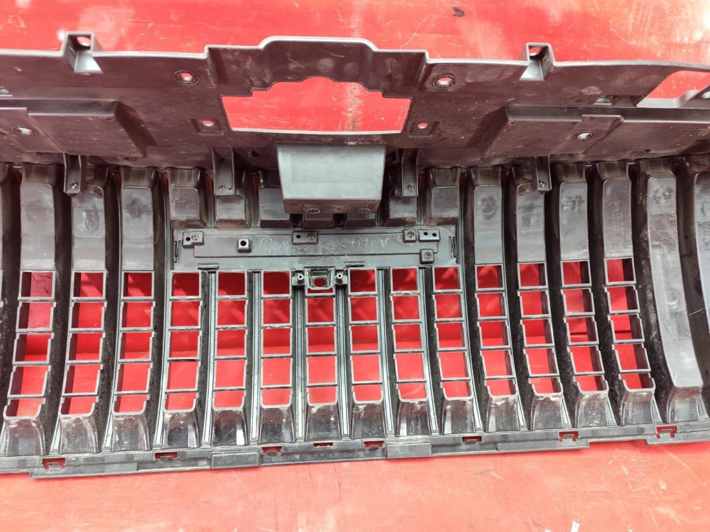 Решетка радиатора