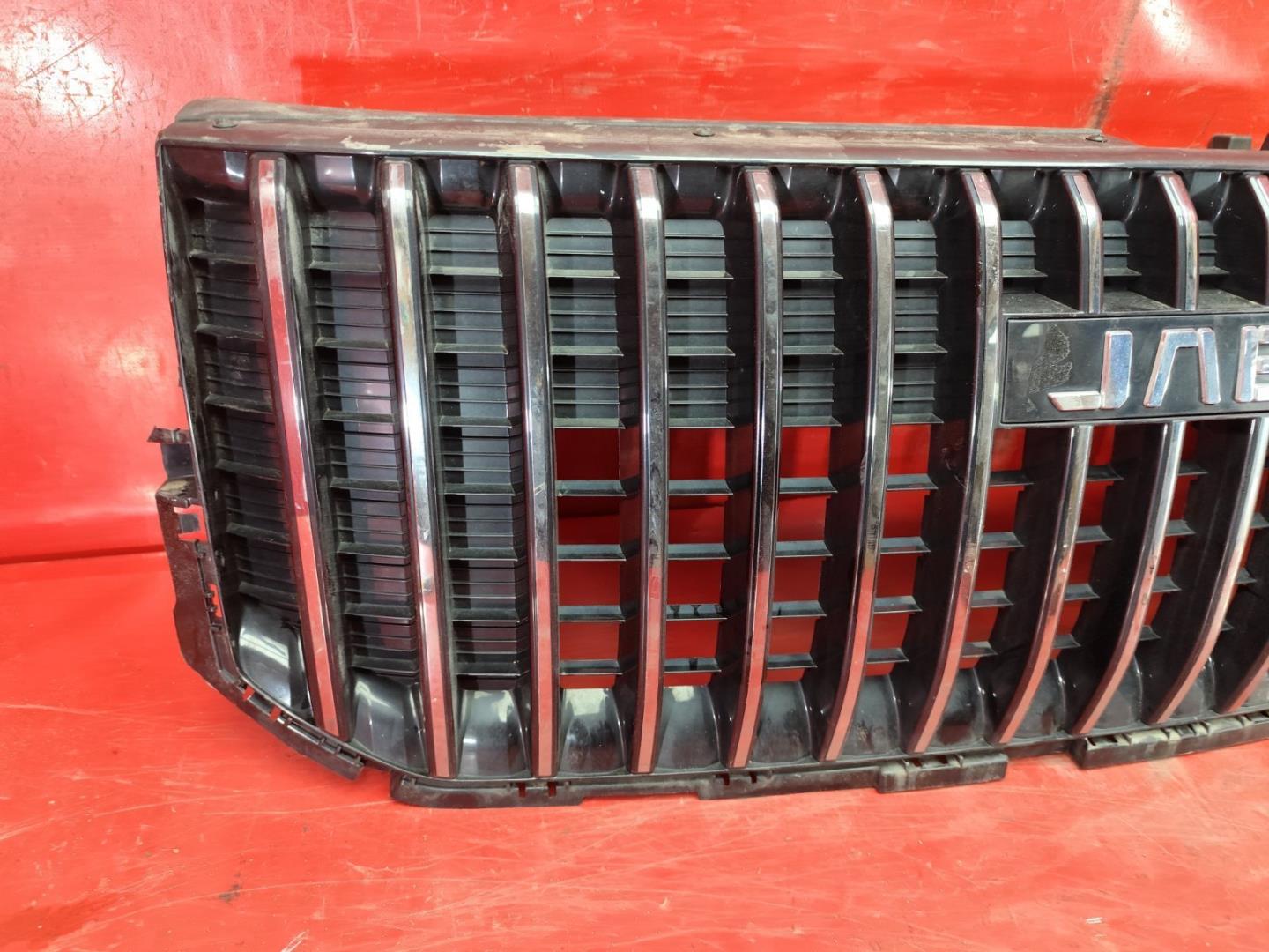 Решетка радиатора