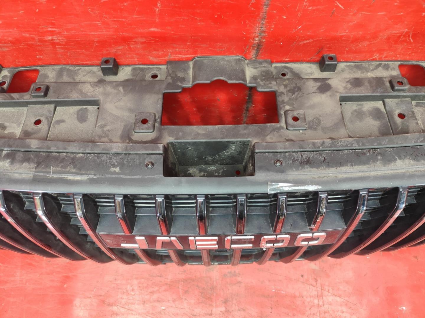 Решетка радиатора